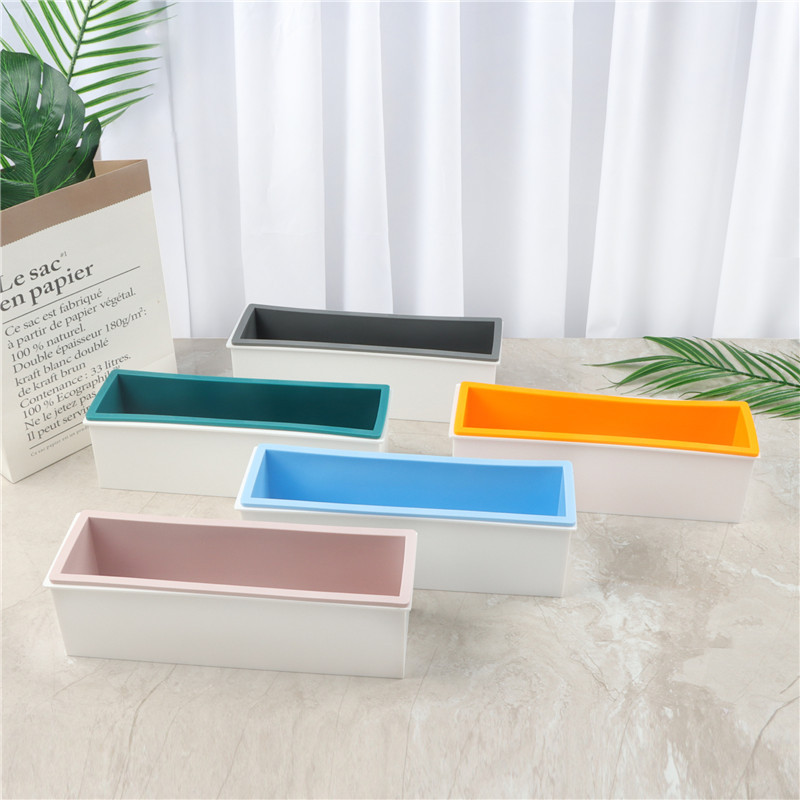 Plastic box + Silicone inner s - Soap Making Accessories recension och pris