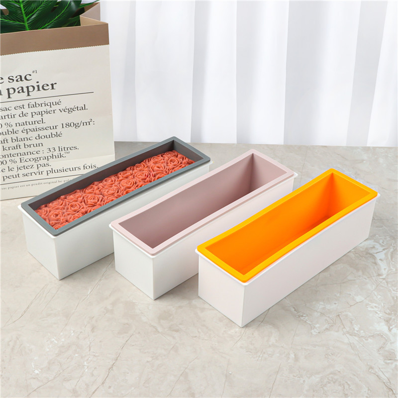 Plastic box + Silicone inner s - Soap Making Accessories recension och pris